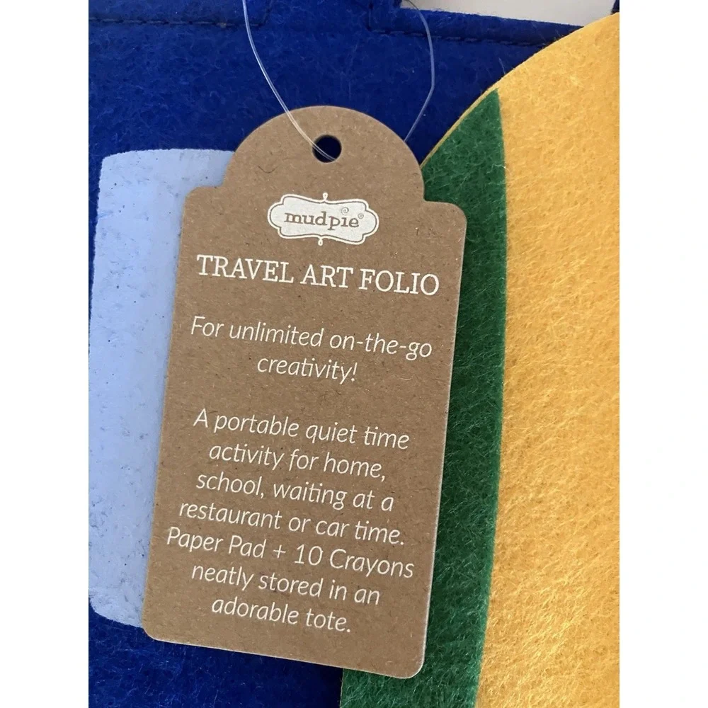 MudPie Travel Art‎ Folio Paper 10 Crayons Truck Art Work